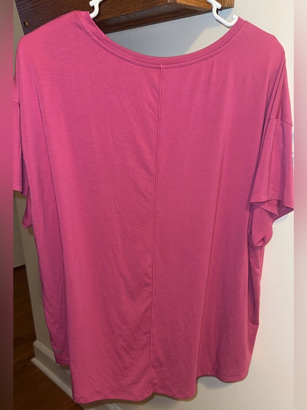 Athleta Raspberry Short Sleeve Crew Tee - Picture 2 of 3